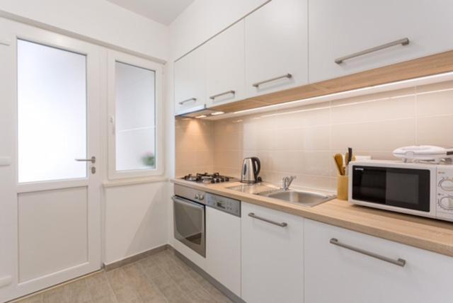 Apartment R&R ดูบรอฟนิก ภายนอก รูปภาพ