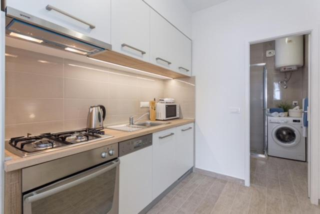 Apartment R&R ดูบรอฟนิก ภายนอก รูปภาพ