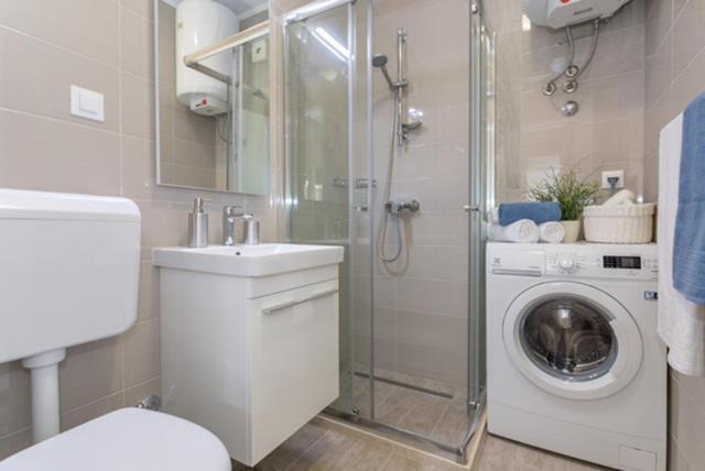 Apartment R&R ดูบรอฟนิก ภายนอก รูปภาพ
